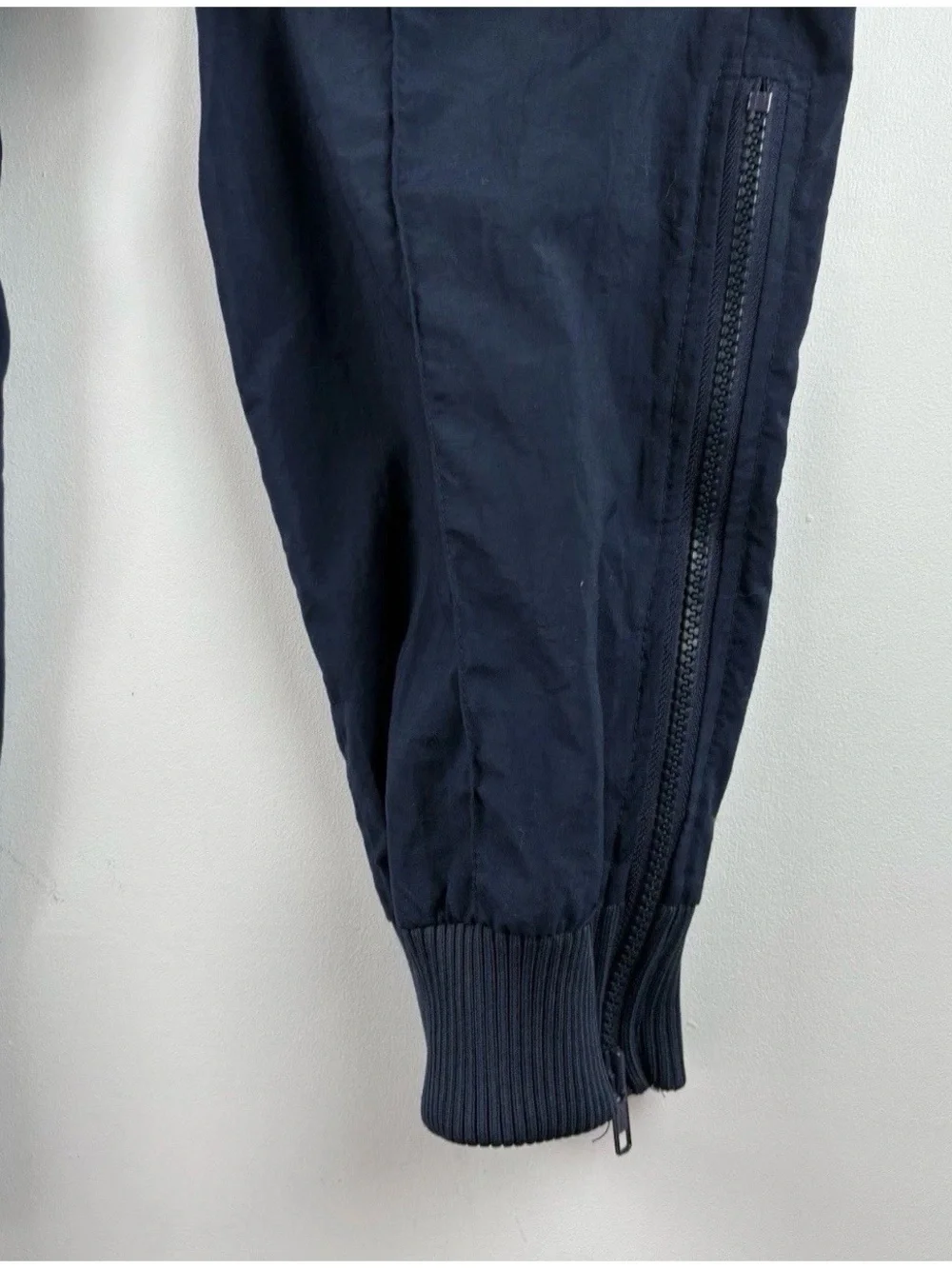Vintage Nike Navy Jogger Windbreaker Zip Nylon Swishy Track Pants 90s Y2K Medium